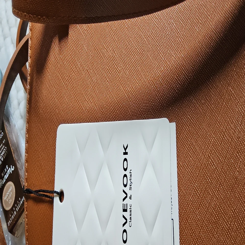 NWOT Brown Laptop Bag with Adjustable and Detachable Strap